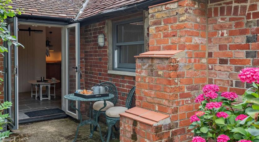 Photo of 1 Bed in Godshill