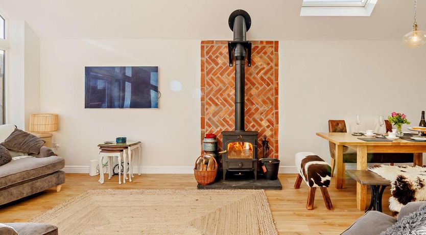 Photo of 2 Bed in Weston