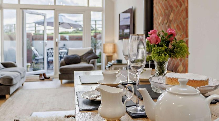 Photo of 2 Bed in Weston