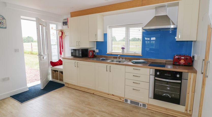 Photo of Buttercups at Midway