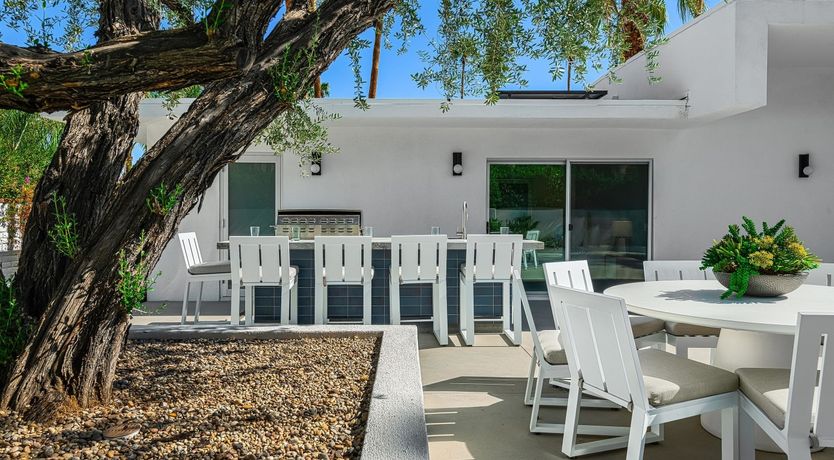 Photo of Palm Springs Spirit