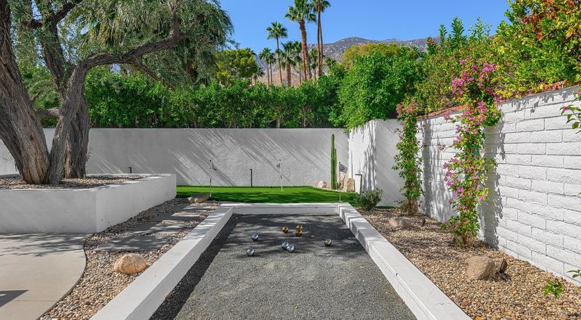 Photo of Palm Springs Spirit