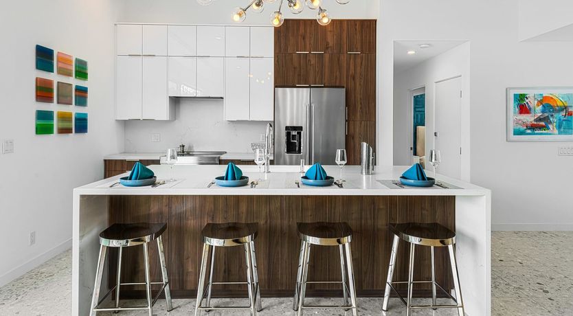 Photo of Palm Springs Spirit