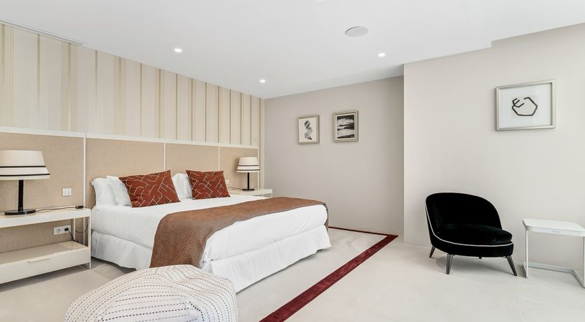 Photo of A Spanish Rose