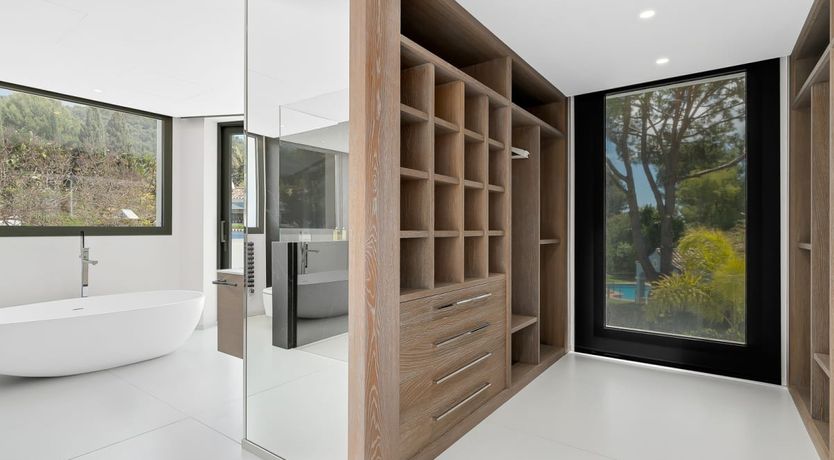 Photo of A Spanish Rose