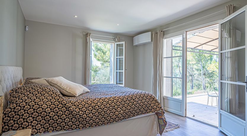 Photo of The Champion of the Hills