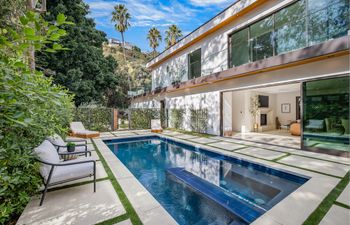 Hollywood Glamour Holiday Home