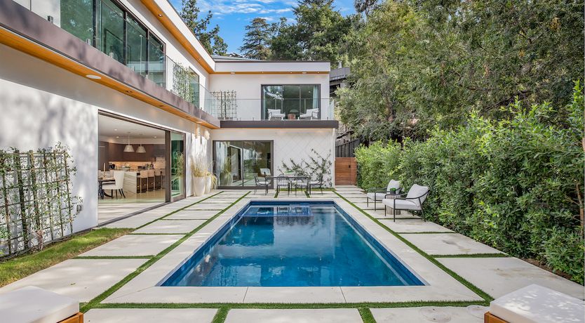 Photo of Hollywood Glamour