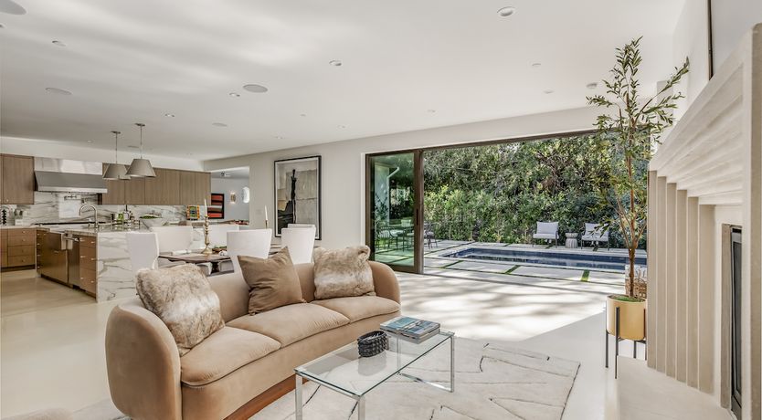 Photo of Hollywood Glamour