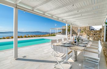 Spring in Provence Villa