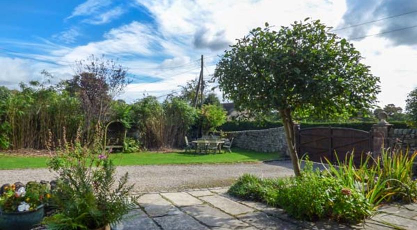 Photo of Meadow Place