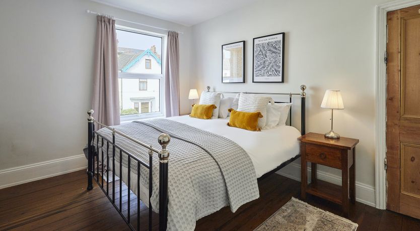 Photo of Victorian Elegance