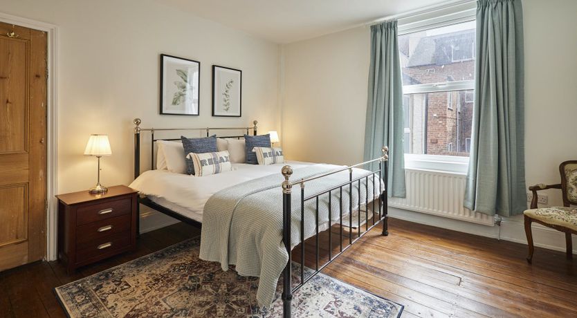 Photo of Victorian Elegance