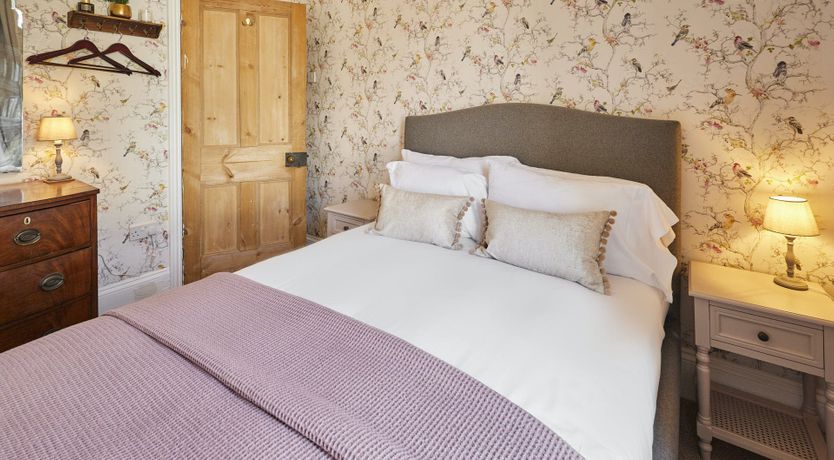 Photo of Victorian Elegance