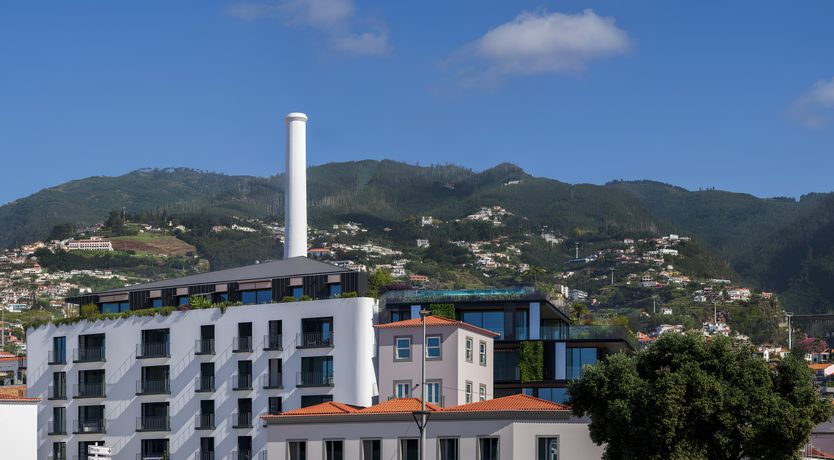 Photo of Luxury & Refined