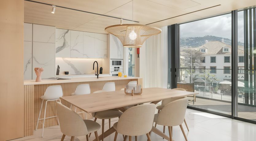 Photo of Luxury & Refined