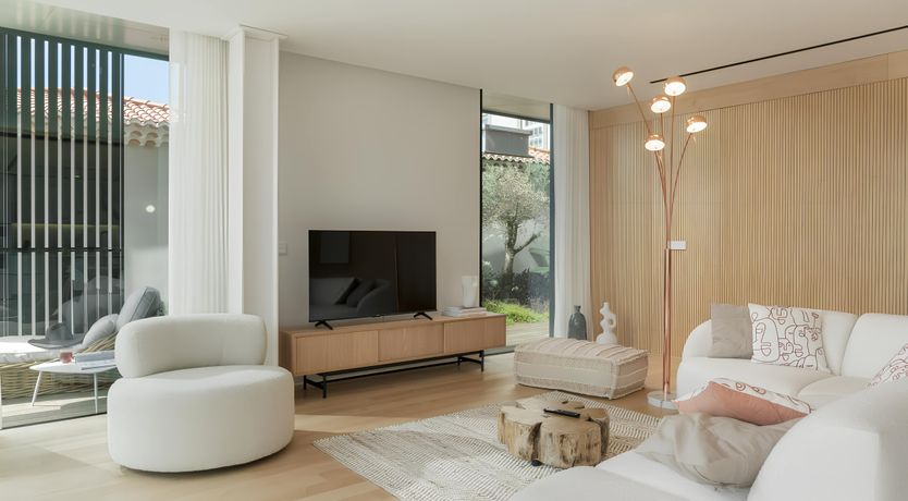 Photo of Luxury & Refined