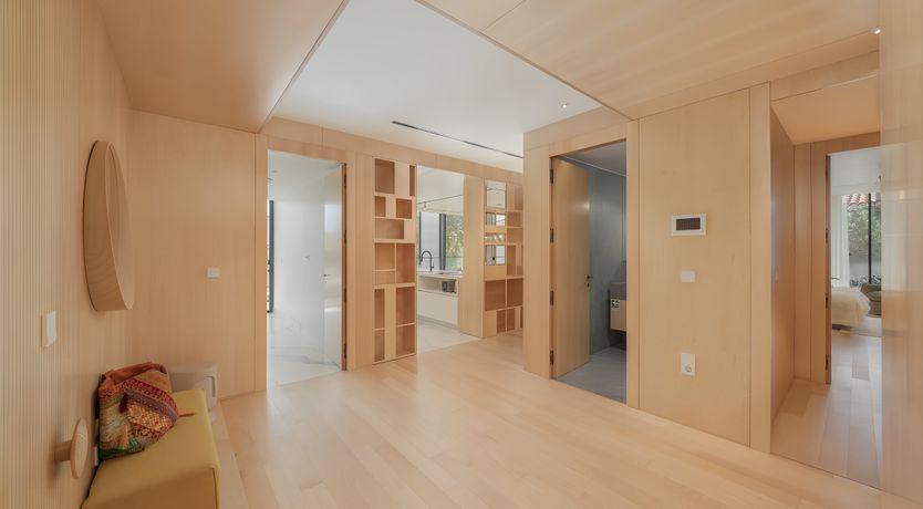 Photo of Luxury & Refined