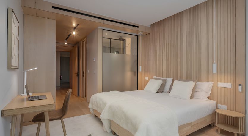 Photo of Luxury & Refined