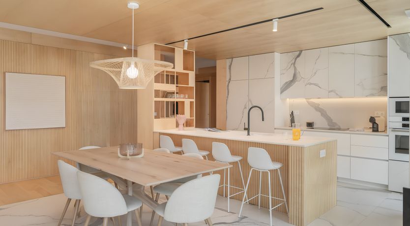 Photo of Luxury & Refined