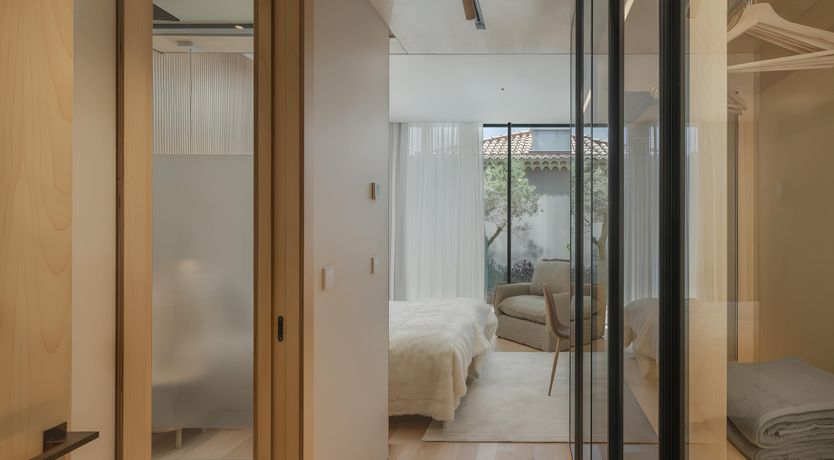 Photo of Luxury & Refined