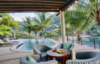 Waterfalls and Palm Trees Holiday Home