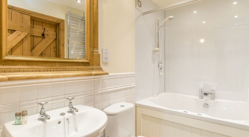 Photo of Jenny's Cottage