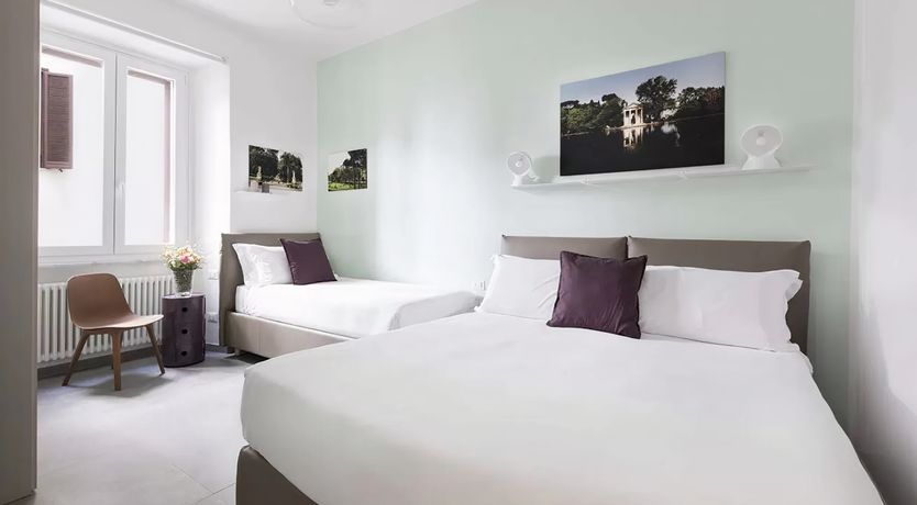 Photo of Roman Pomes