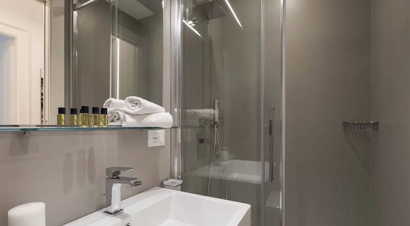 Photo of Roman Pomes