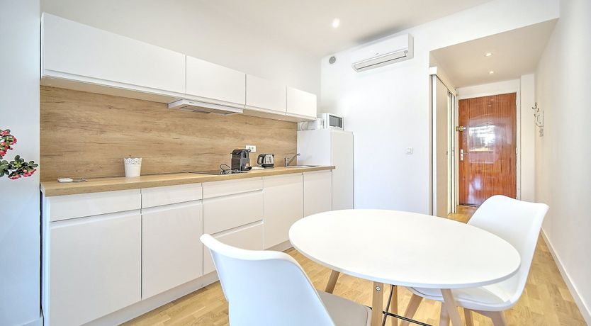 Photo of The Jade Charm