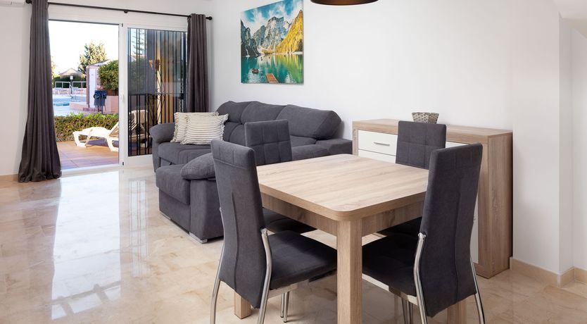 Photo of Sunshine & Smiles