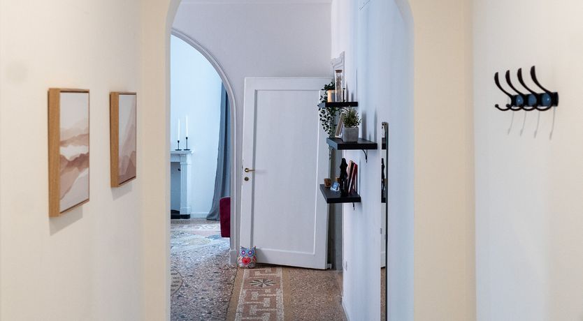 Photo of Veronese Reviere