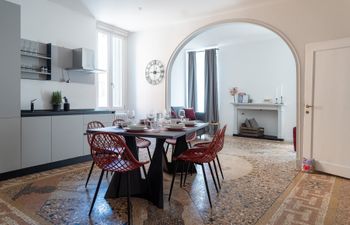 Veronese Reviere Apartment