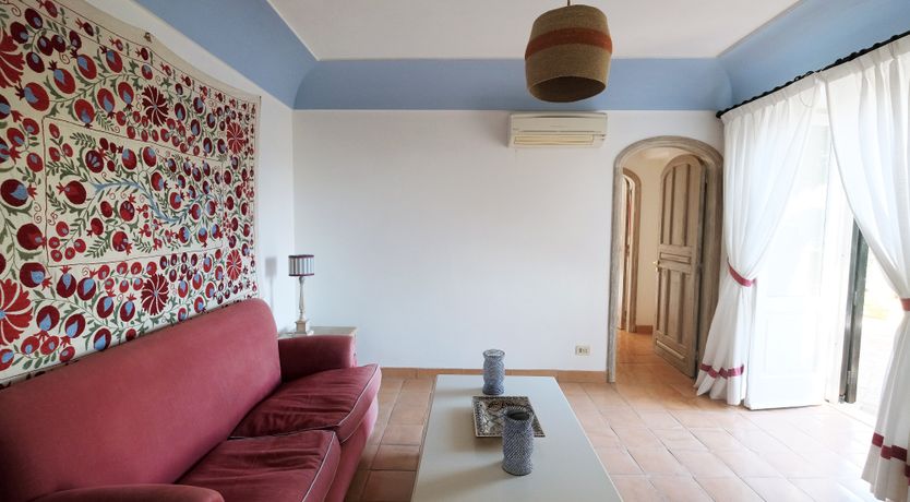 Photo of White Lotus House