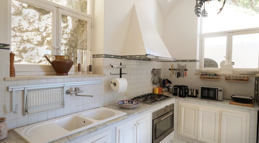 Photo of White Lotus House