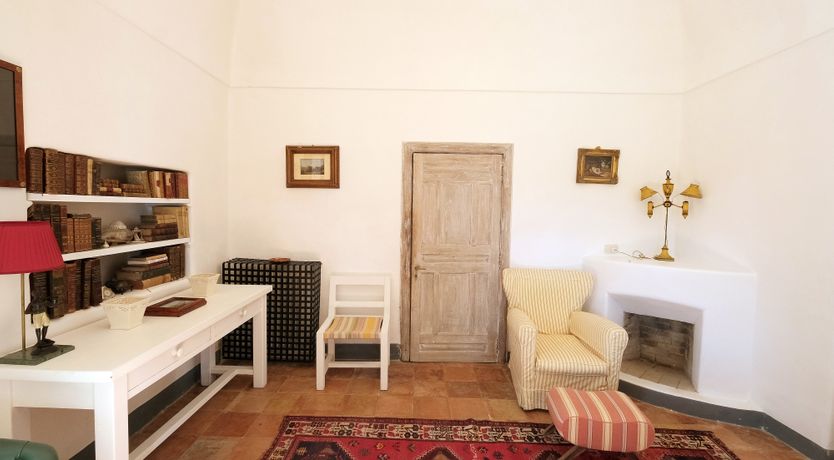 Photo of White Lotus House