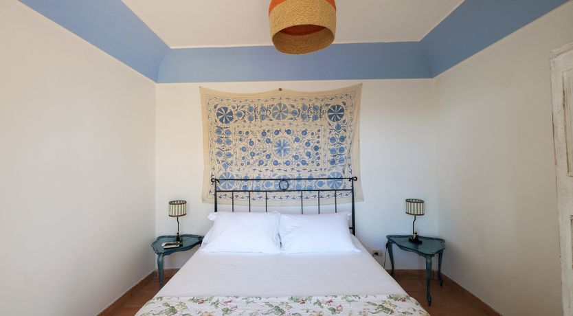 Photo of White Lotus House