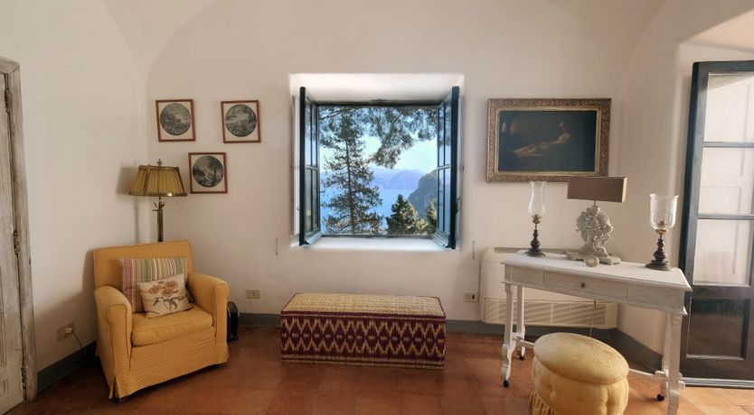 Photo of White Lotus House