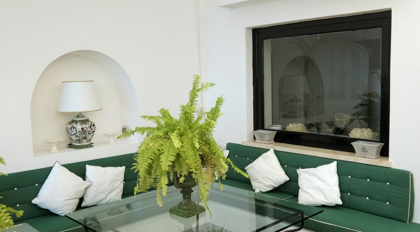 Photo of White Lotus House