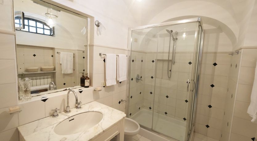 Photo of White Lotus House