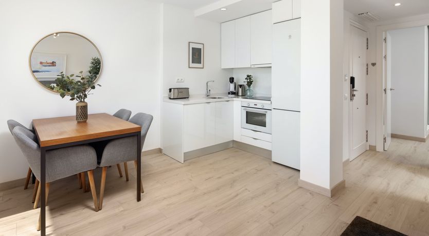 Photo of Sunshine Kisses