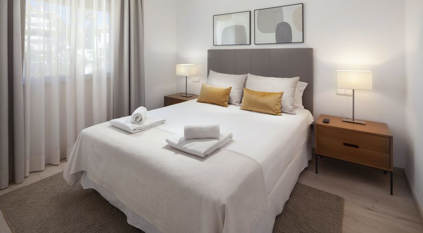 Photo of Sunshine Kisses