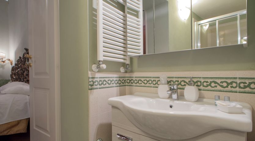 Photo of Lucca's Lure