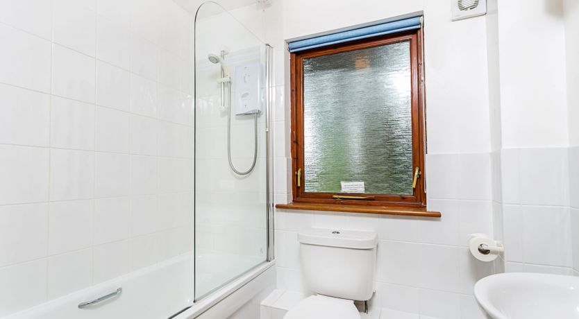 Photo of Pine Tree Lodge, Woodcombe