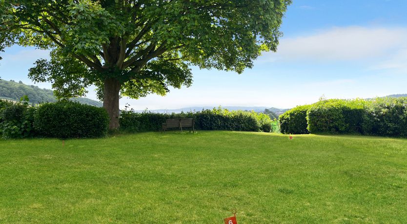 Photo of Pine Tree Lodge, Woodcombe