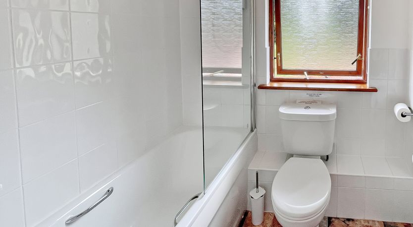 Photo of Pine Tree Lodge, Woodcombe