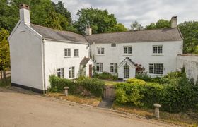 Photo of the-farmhouse-west-anstey