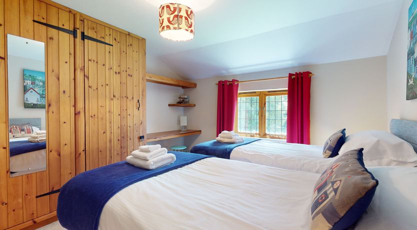 Photo of Middle Stolford Cottage, Brendon Hill