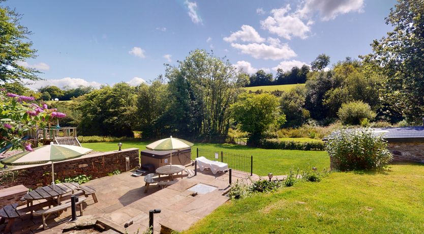 Photo of Middle Stolford Cottage, Brendon Hill