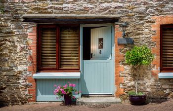 Aylesbury Cottage Sleeps 4 Holiday Cottage